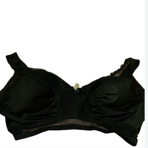 Elegant Black Lace wire free Bra 3X. Like new.